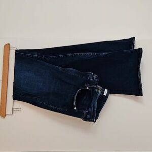 Good American Always fit Boot cut jeans